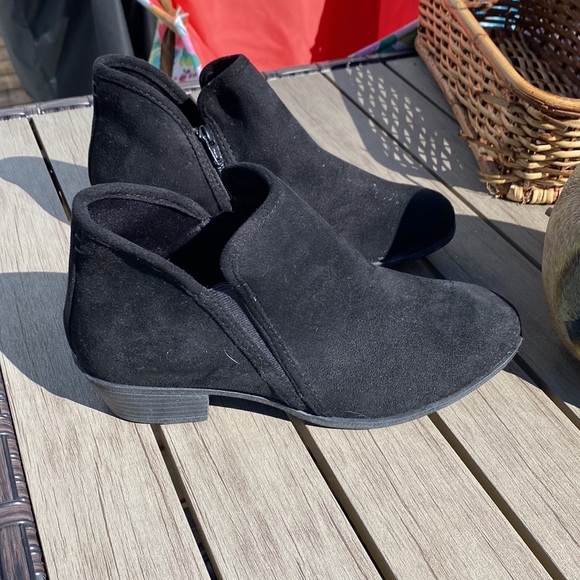 Mary Janes w/ A FLAIR! Womens Mootsie Tootsie,chunk heels with sexy strap!Goring - Picture 12 of 12